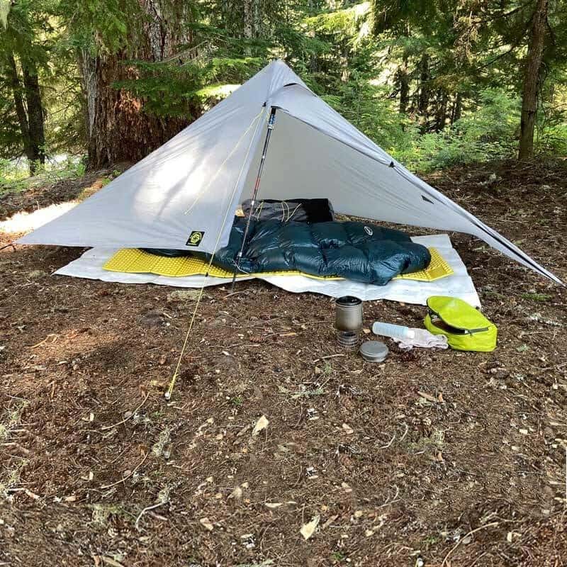 Six Moon Designs Deschutes Plus Ultralight Backpacking Tarp | 68travel